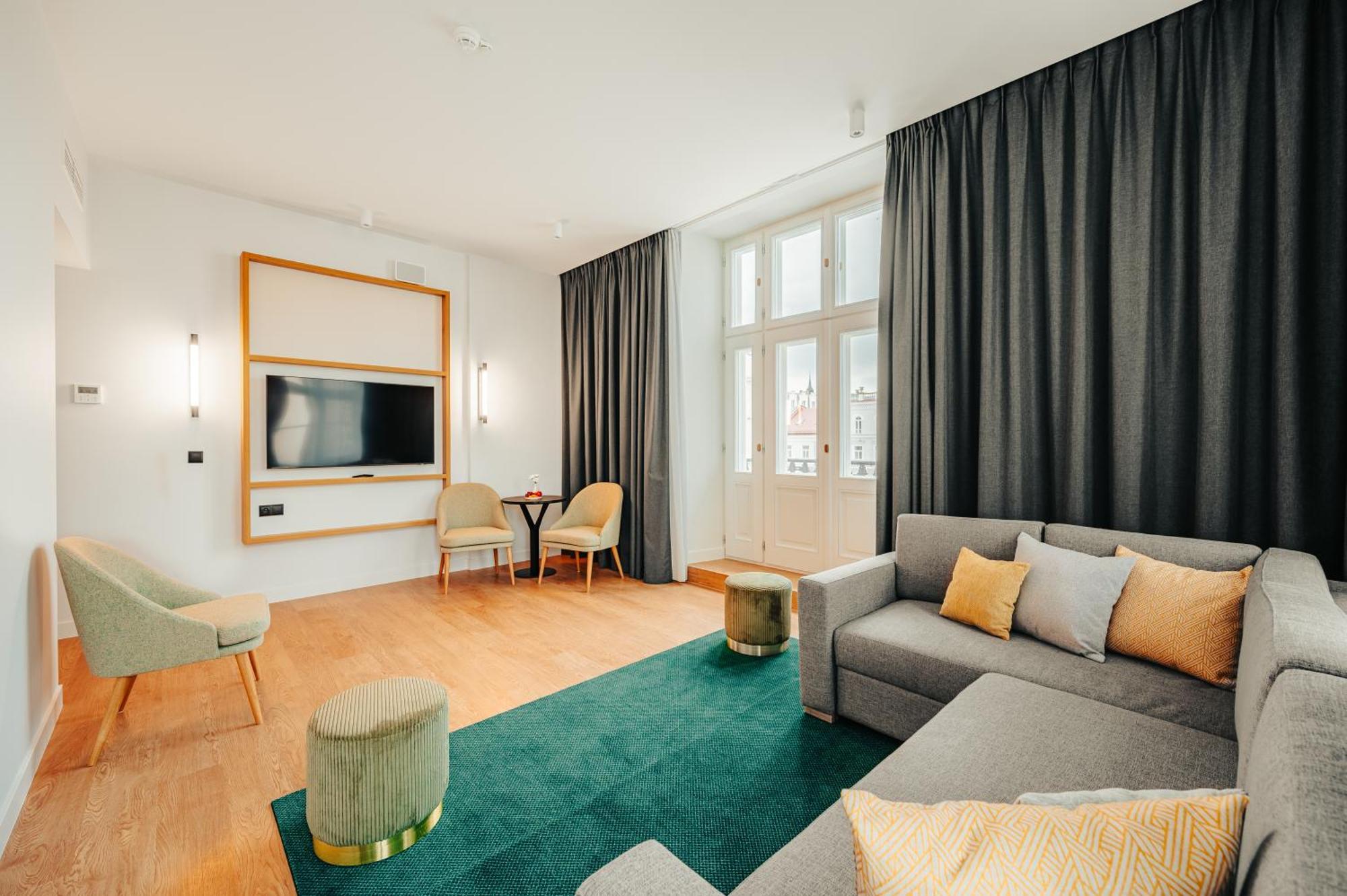 Hilton Garden Inn Радом Екстериор снимка